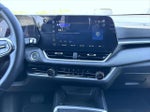 2025 Equinox Thumbnail 14