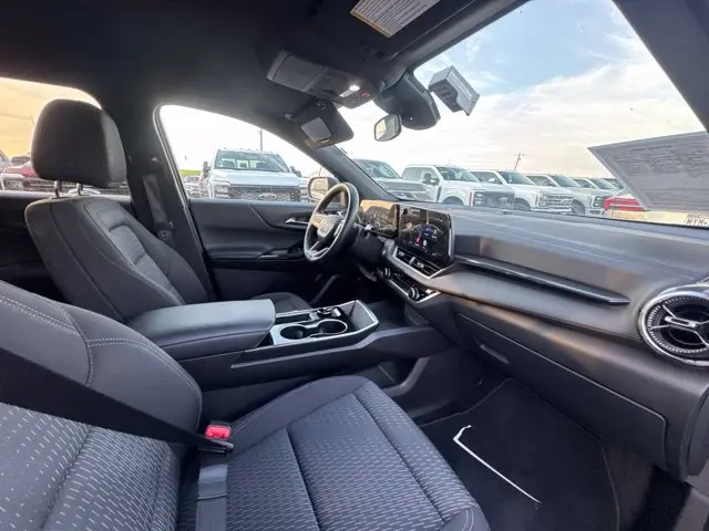 2026 Chevrolet Equinox - $27,200