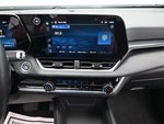 2025 Equinox Thumbnail 16