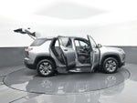2025 Equinox Thumbnail 29