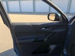 2025 Equinox Thumbnail 13
