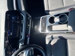 2025 Equinox Thumbnail 29