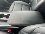 2025 Equinox Thumbnail 28
