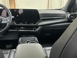 2026 Equinox Thumbnail 20