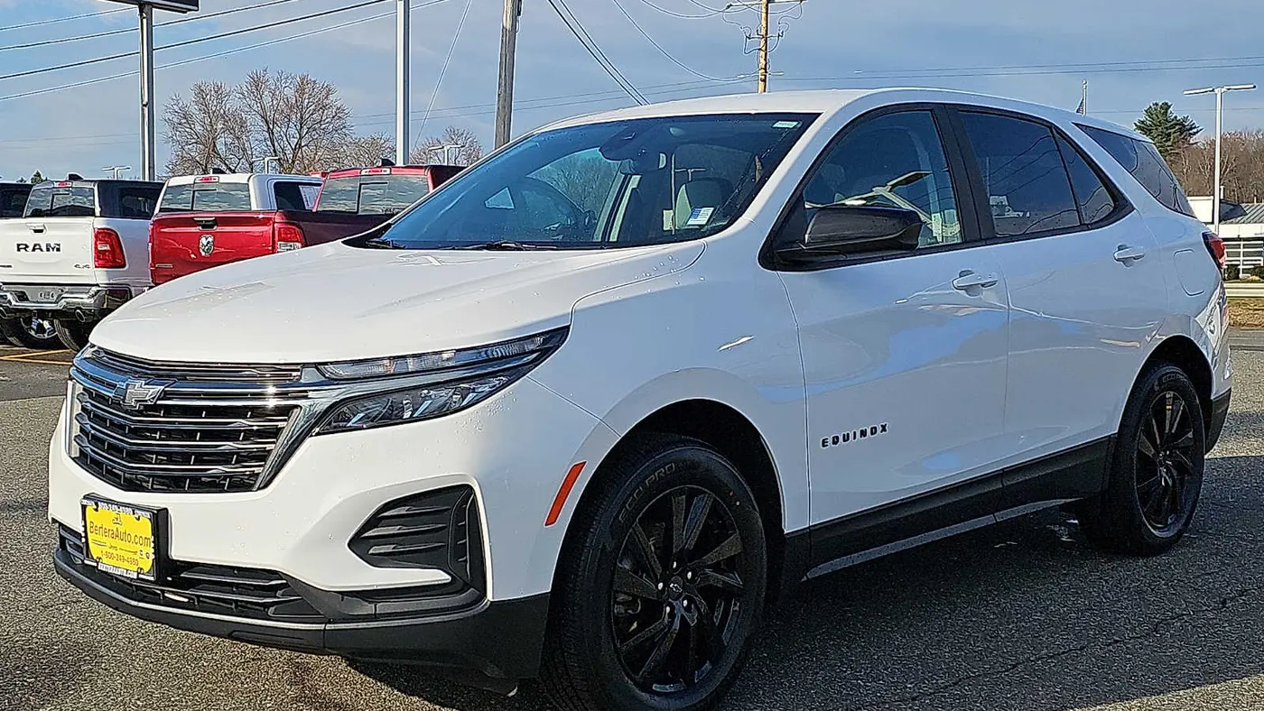 2023 Chevrolet Equinox LS