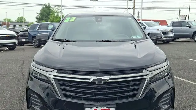 2023 Chevrolet Equinox LS