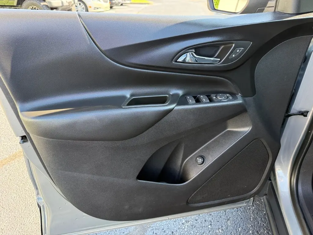 2018 Chevrolet Equinox - $12,496