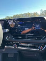 2025 Equinox Thumbnail 18