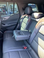 2025 Equinox Thumbnail 25