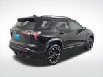 2026 Equinox Thumbnail 8