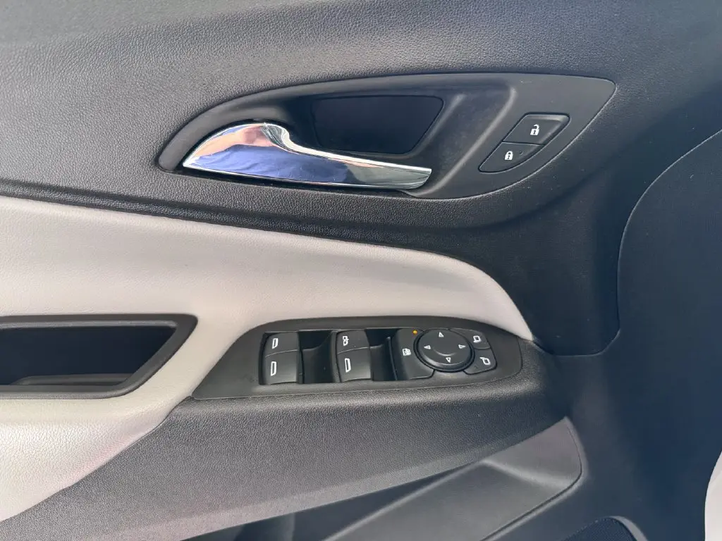 2020 Chevrolet Equinox - $17,986
