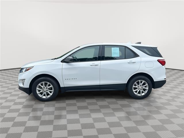 2024 Chevrolet Equinox LT — photo 1 of 12