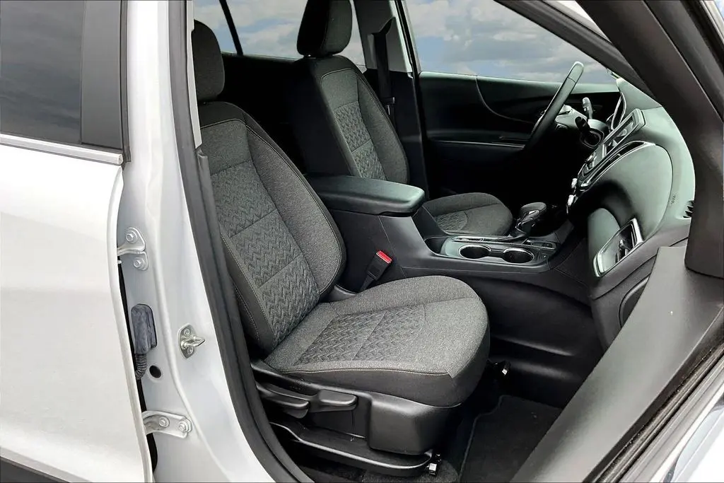 2024 Chevrolet Equinox - $19,895