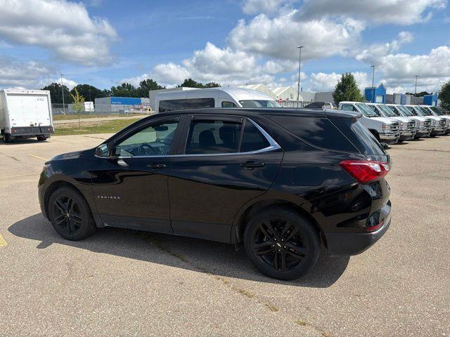 2021 Chevrolet Equinox LT — photo 1 of 24