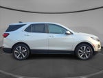 2022 Equinox Thumbnail 4