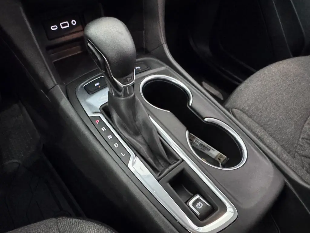 2022 Chevrolet Equinox - $19,987