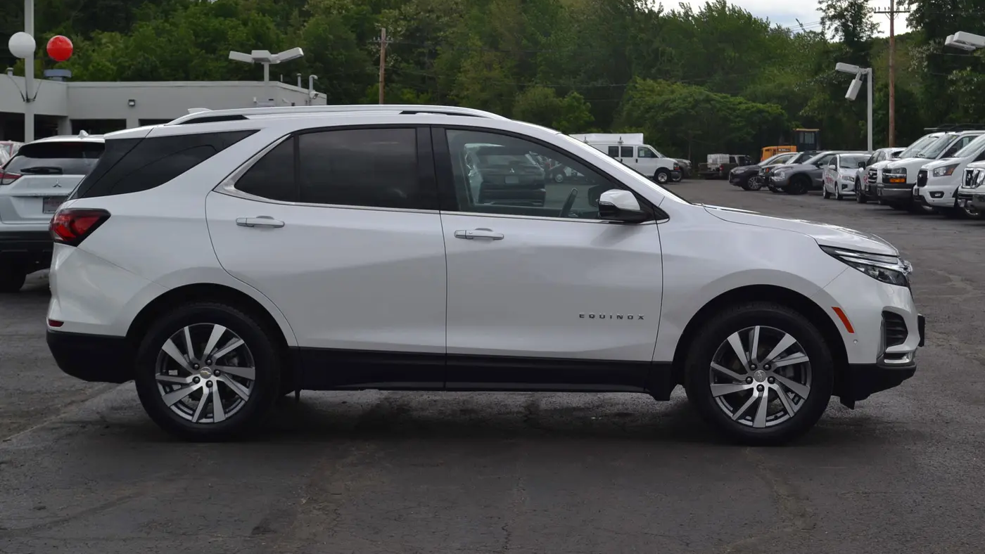 2023 Chevrolet Equinox Premier
