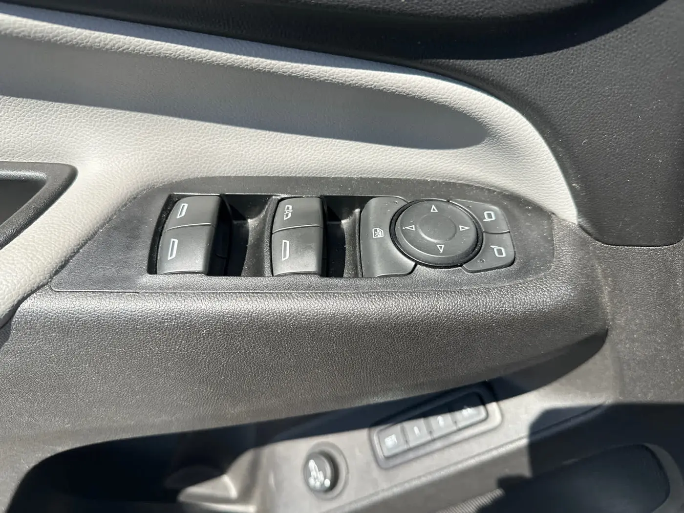 2019 Chevrolet Equinox - $14,990