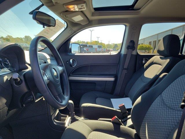 2009 Chevrolet HHR - $10,983