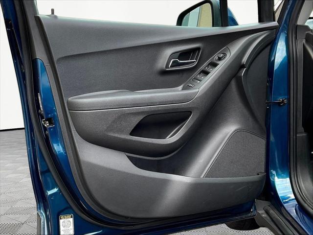 2020 Chevrolet Trax - $9,975