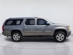 2007 Suburban Thumbnail 4