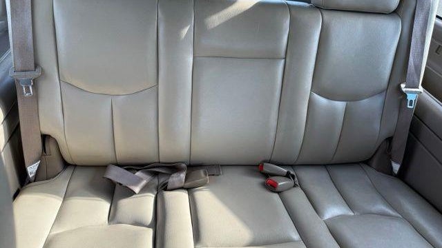 2004 Chevrolet Suburban 1500 Z71