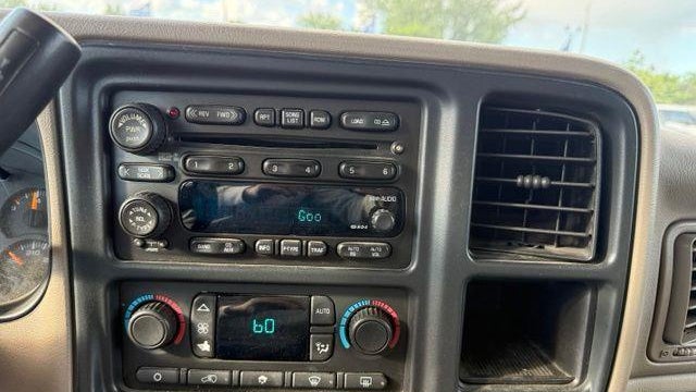 2004 Chevrolet Suburban 1500 Z71