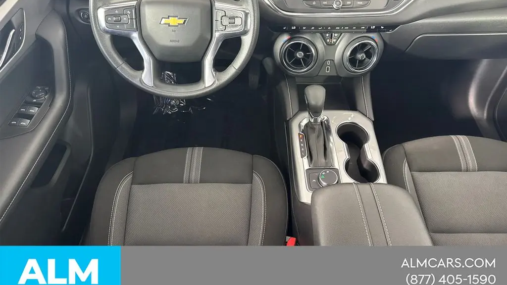 2025 Chevrolet Blazer LT