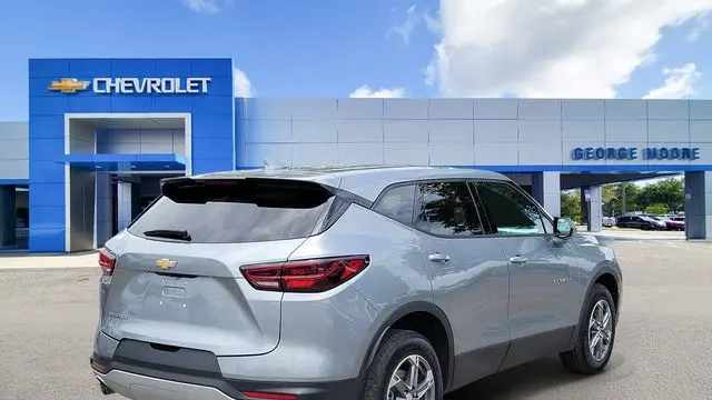 2025 Chevrolet Blazer LT