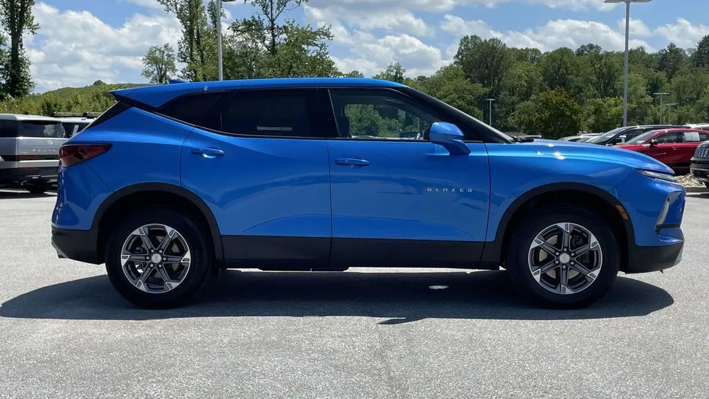2024 Chevrolet Blazer LT