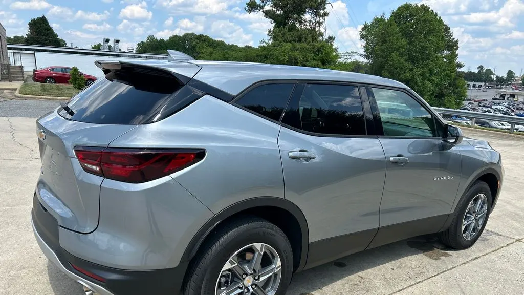 2025 Chevrolet Blazer LT