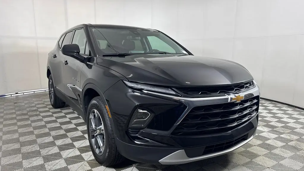 2025 Chevrolet Blazer LT