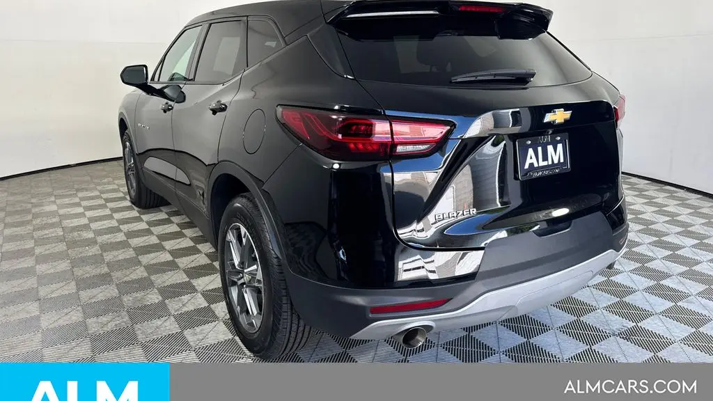 2025 Chevrolet Blazer LT