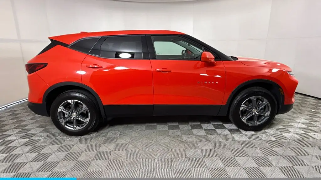 2025 Chevrolet Blazer LT