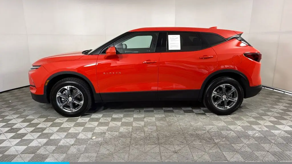 2025 Chevrolet Blazer LT