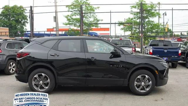 2025 Chevrolet Blazer LT