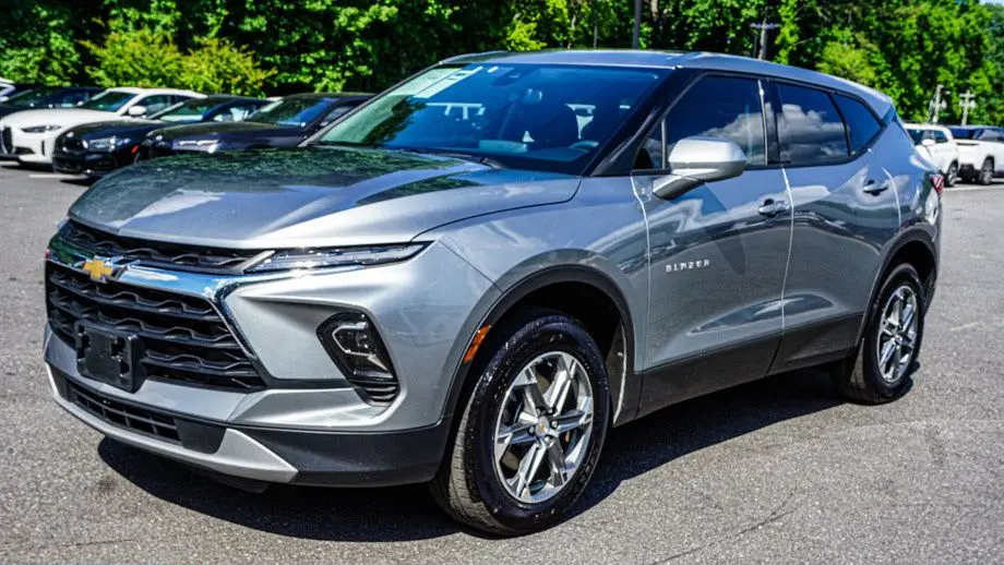 2025 Chevrolet Blazer LT