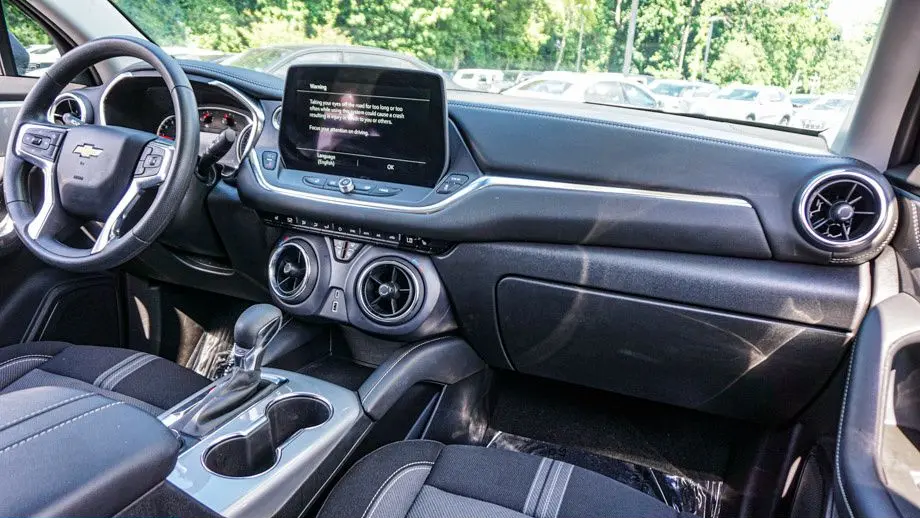 2025 Chevrolet Blazer LT