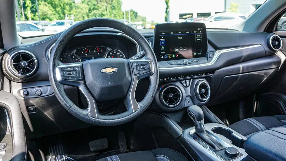 2025 Chevrolet Blazer LT