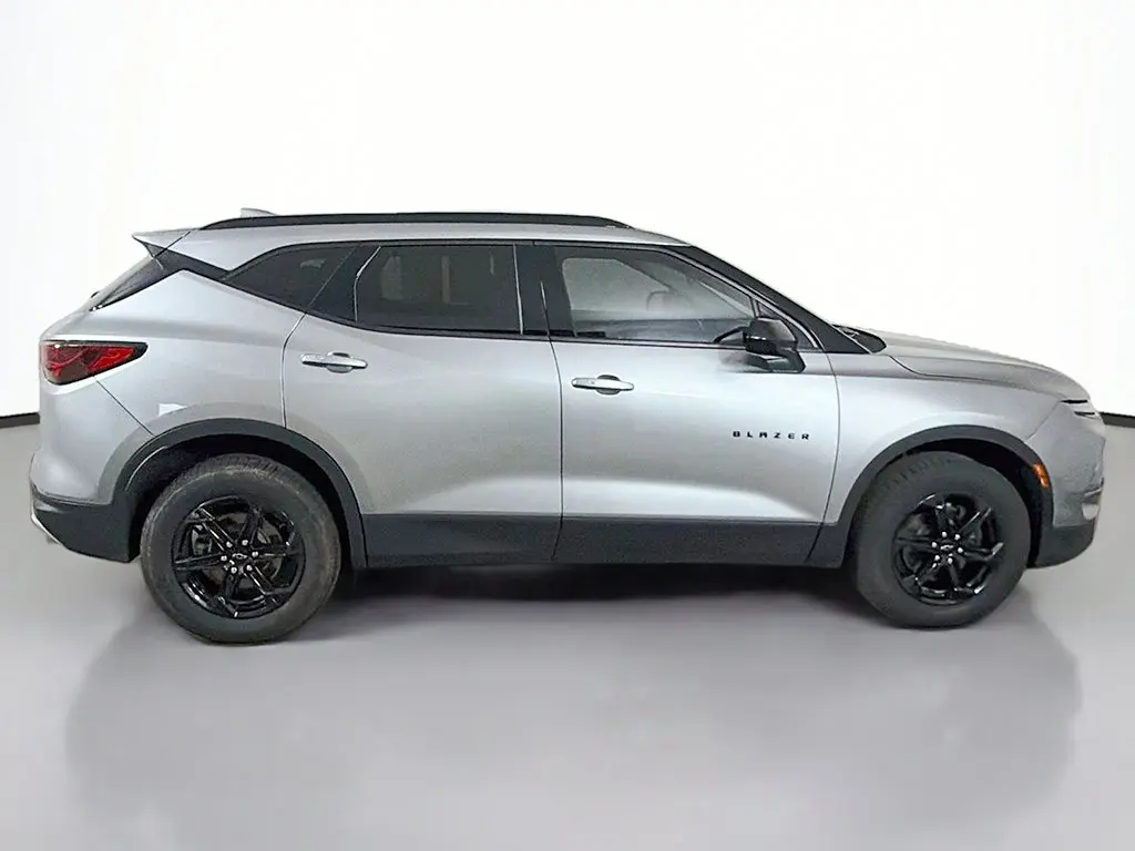 2023 Chevrolet Blazer - $20,799