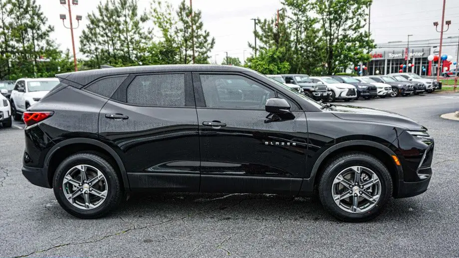 2025 Chevrolet Blazer LT