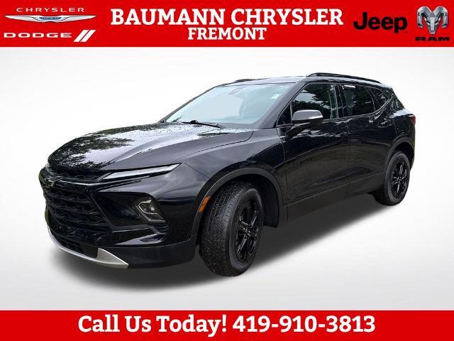 2024 Chevrolet Blazer LT — photo 1 of 12