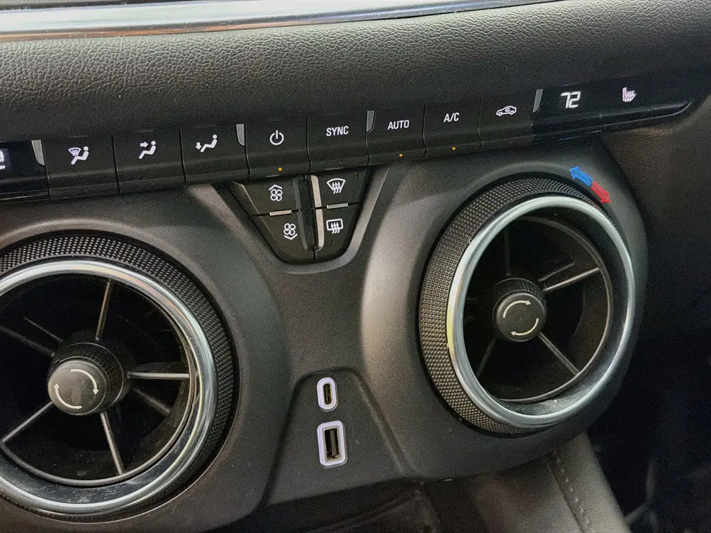 2022 Chevrolet Blazer - $19,299