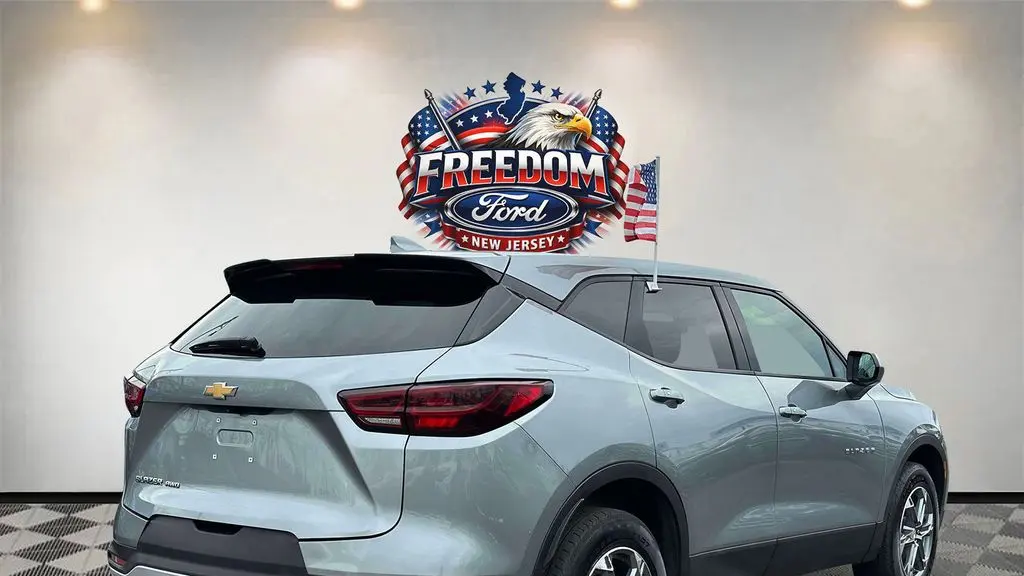 2025 Chevrolet Blazer LT