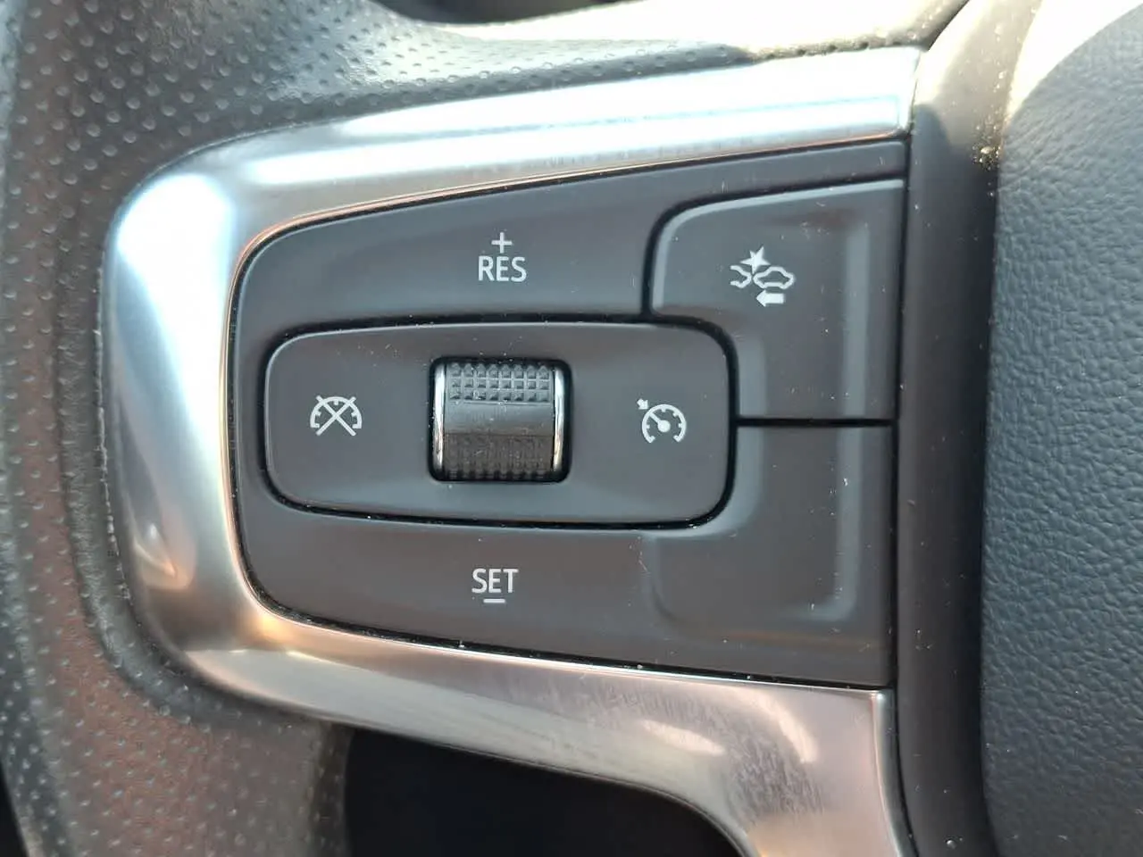 2025 Chevrolet Blazer - $24,951