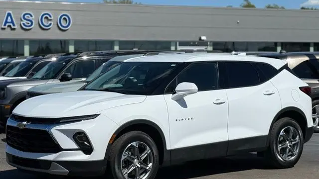 2025 Chevrolet Blazer LT