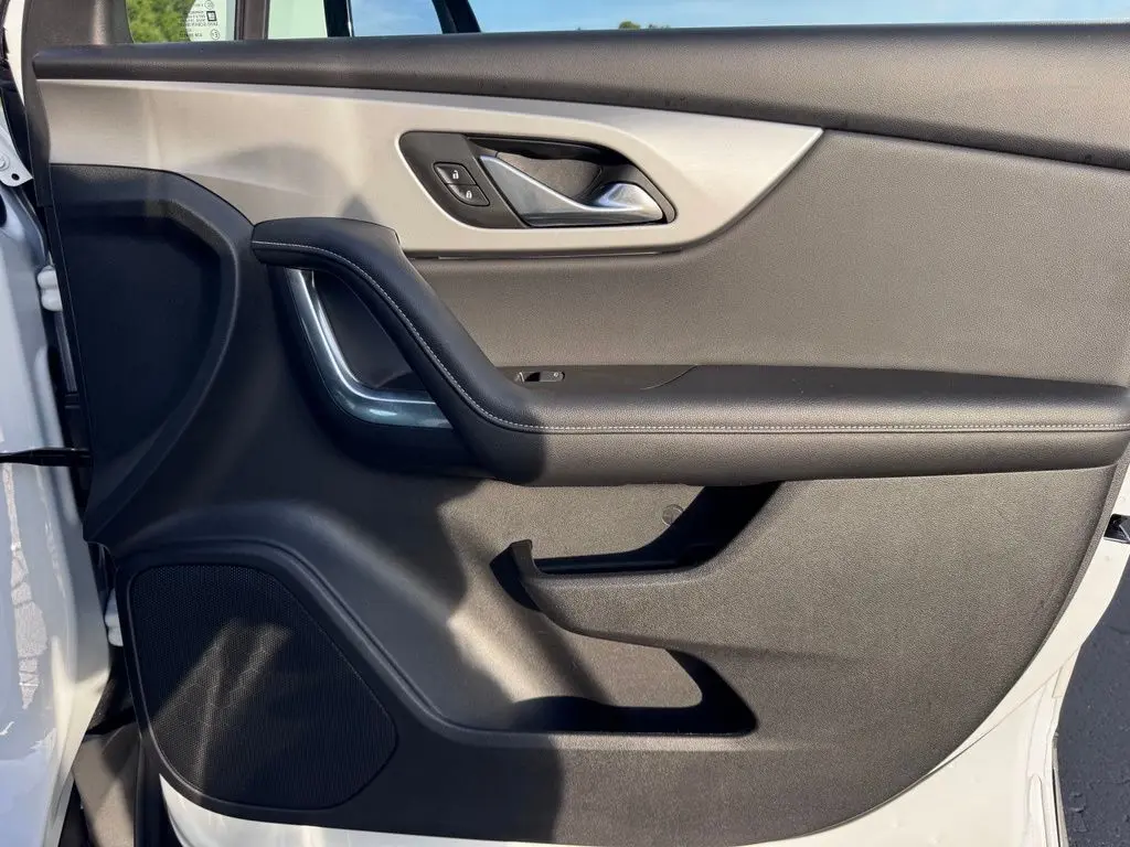 2025 Chevrolet Blazer - $24,342