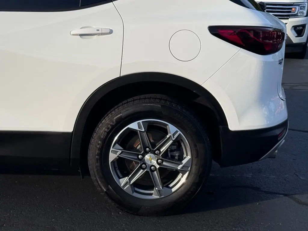 2025 Chevrolet Blazer - $24,342