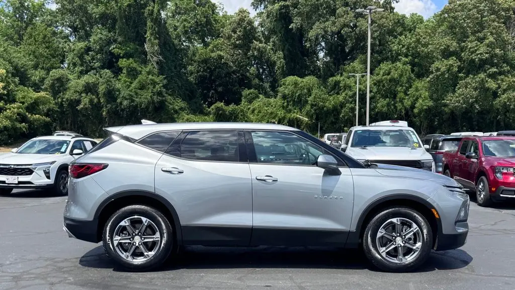 2025 Chevrolet Blazer LT