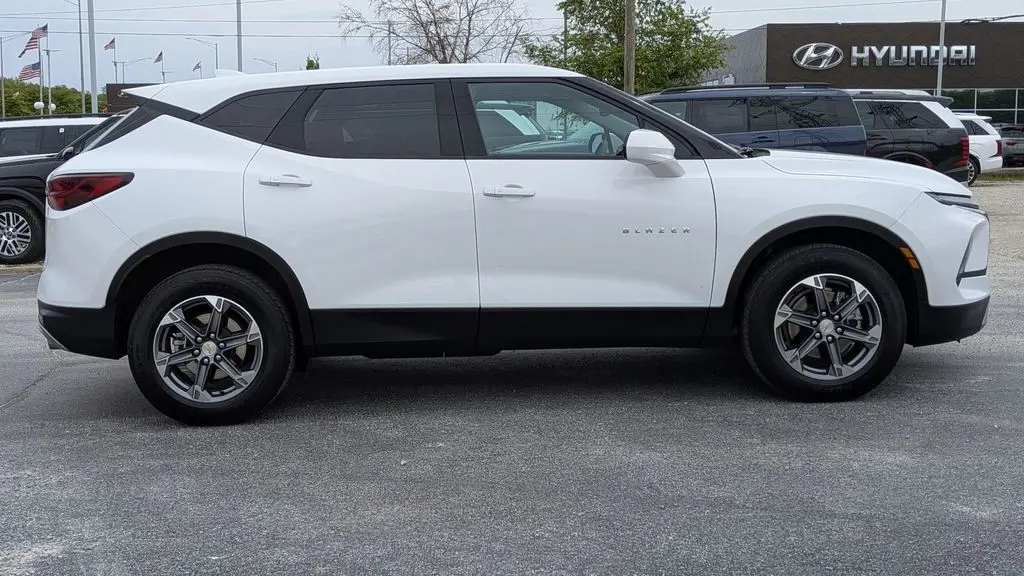 2025 Chevrolet Blazer LT